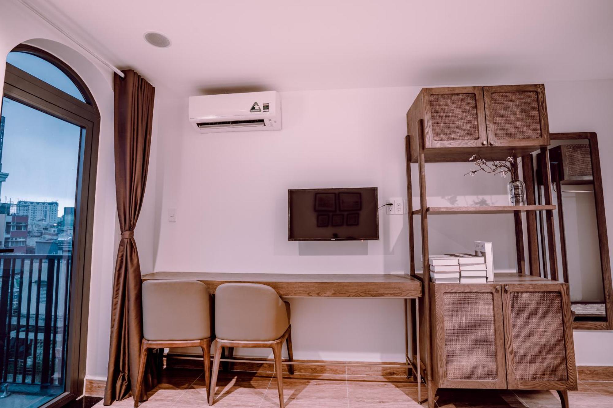 Mint Hotel Bui Vien Q1 Хошимин Екстериор снимка